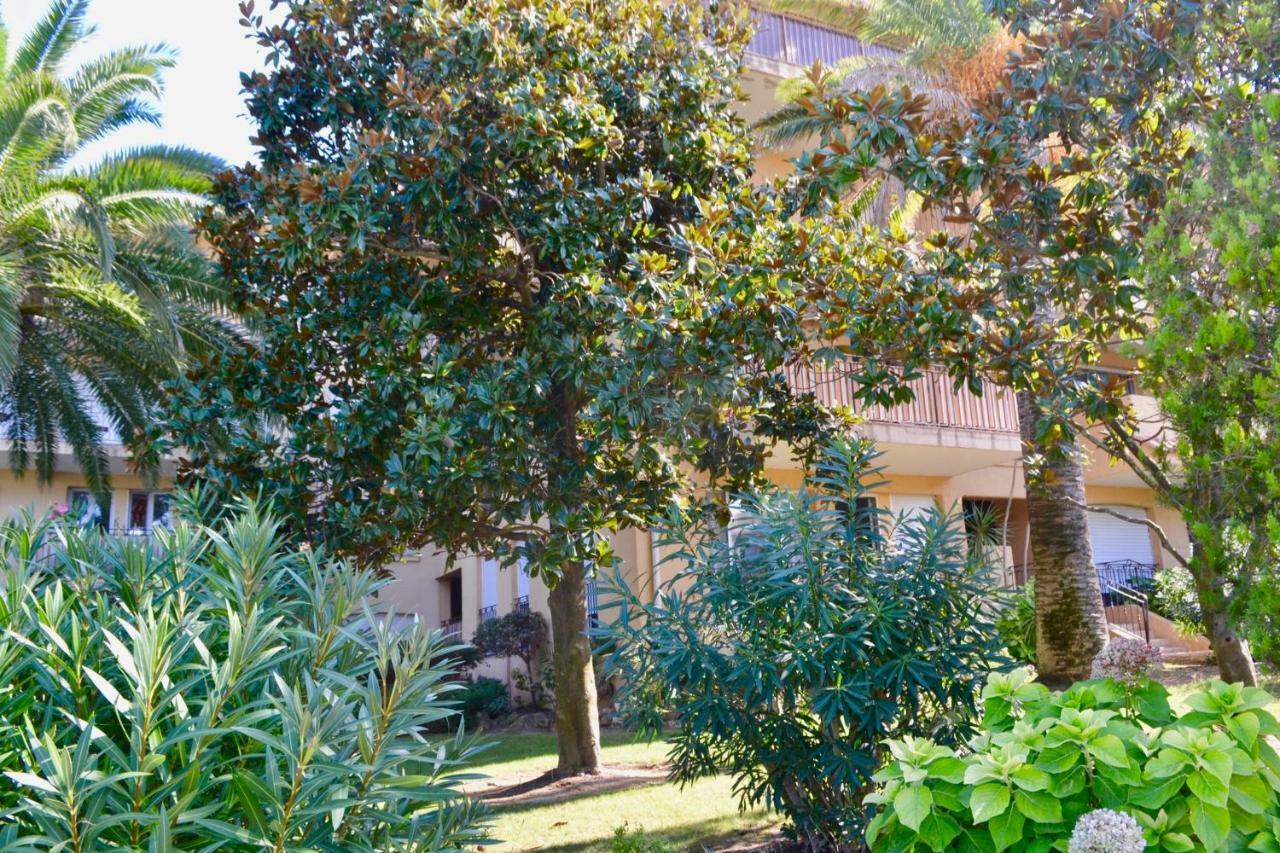 Apartment Eden Park سان تروبيه المظهر الخارجي الصورة